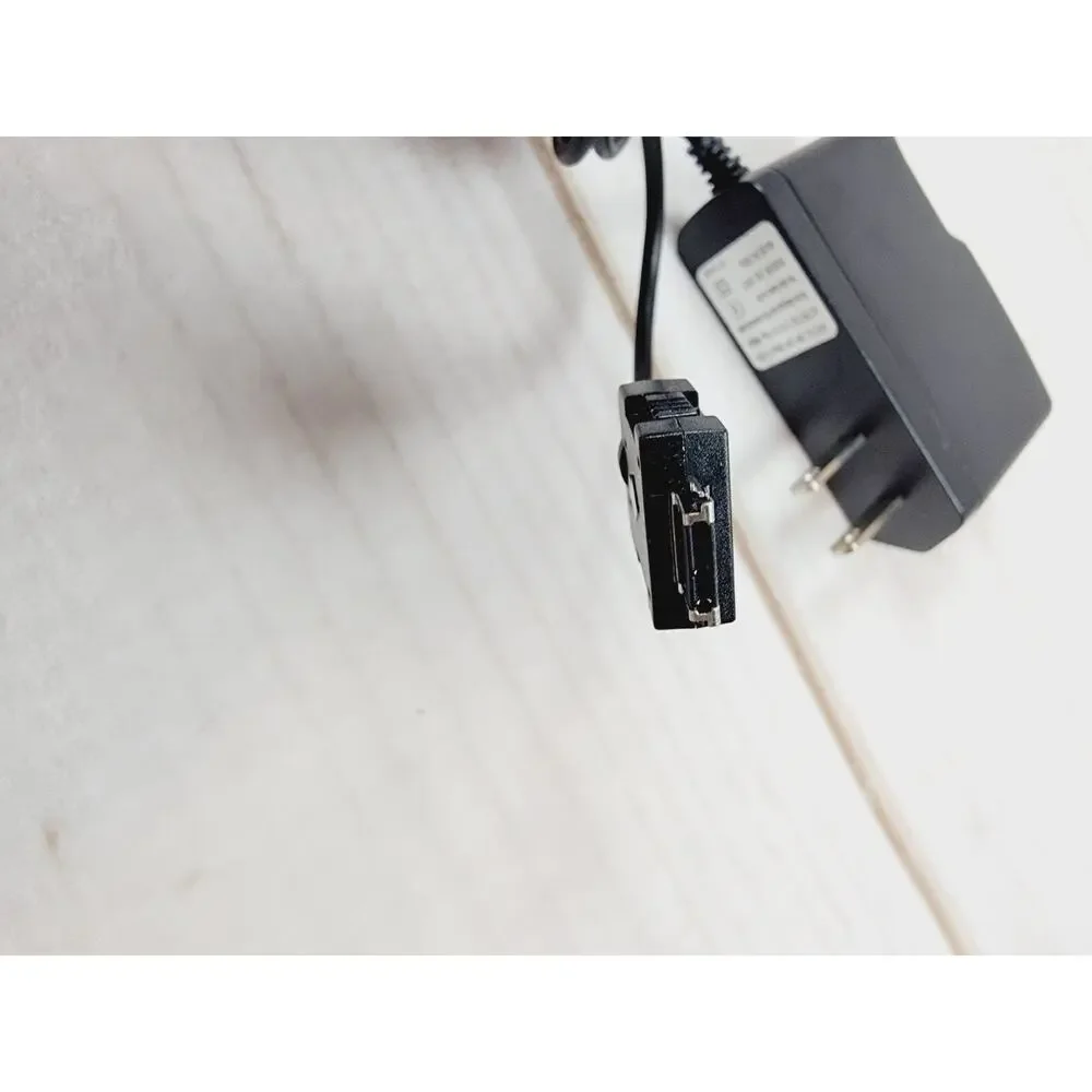 UT Starcom Travel Charger CNR8935 Worldwide Compatibility AC 100-240V Replacemnt